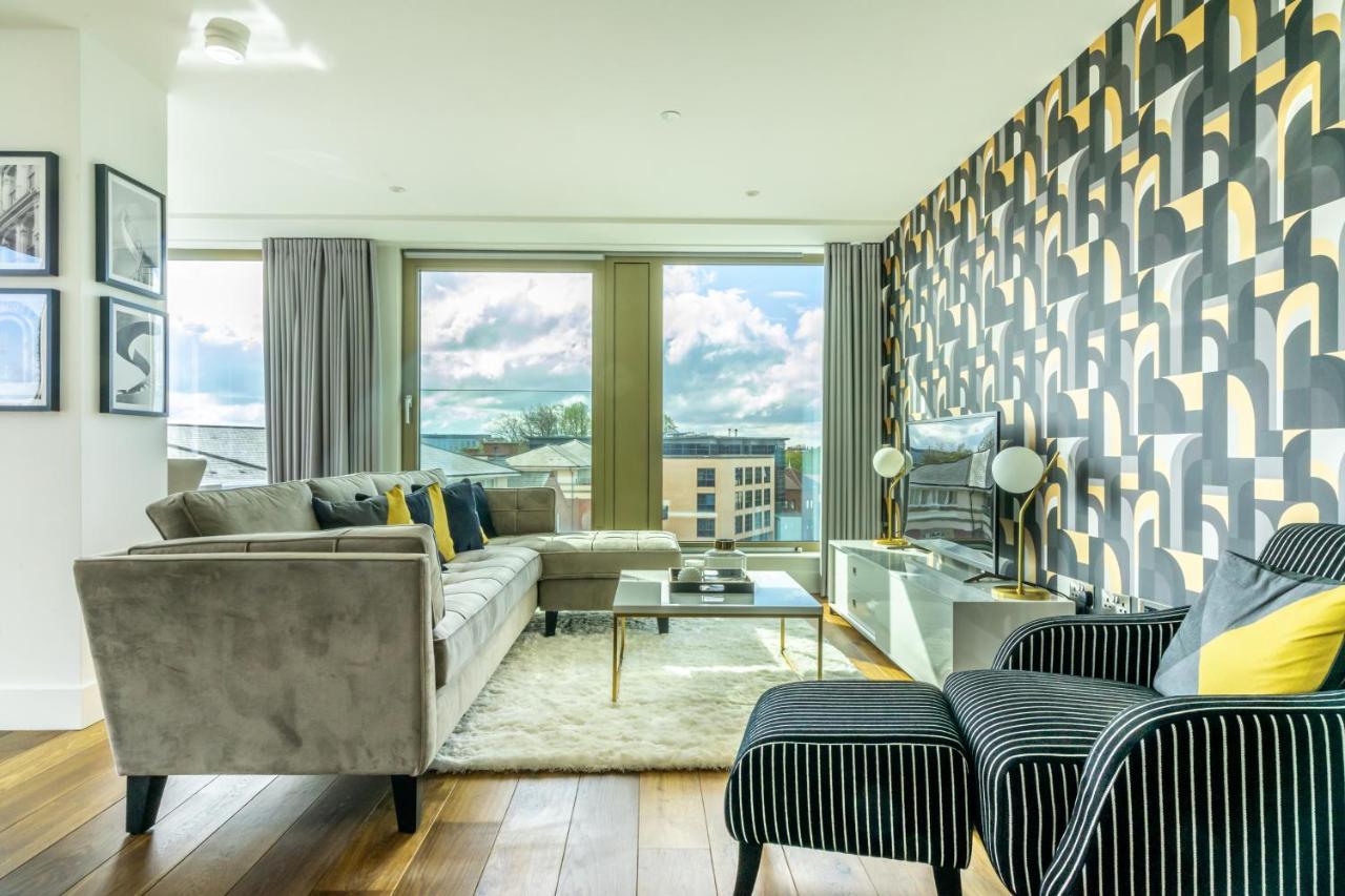 Skyview Retreat @ Ryedale House Apartment Йорк Екстериор снимка