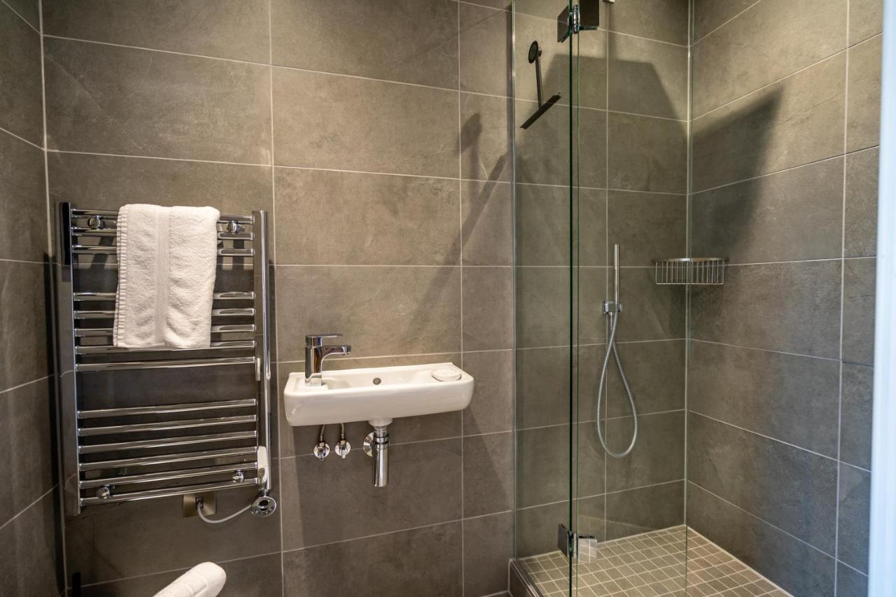 Skyview Retreat @ Ryedale House Apartment Йорк Екстериор снимка